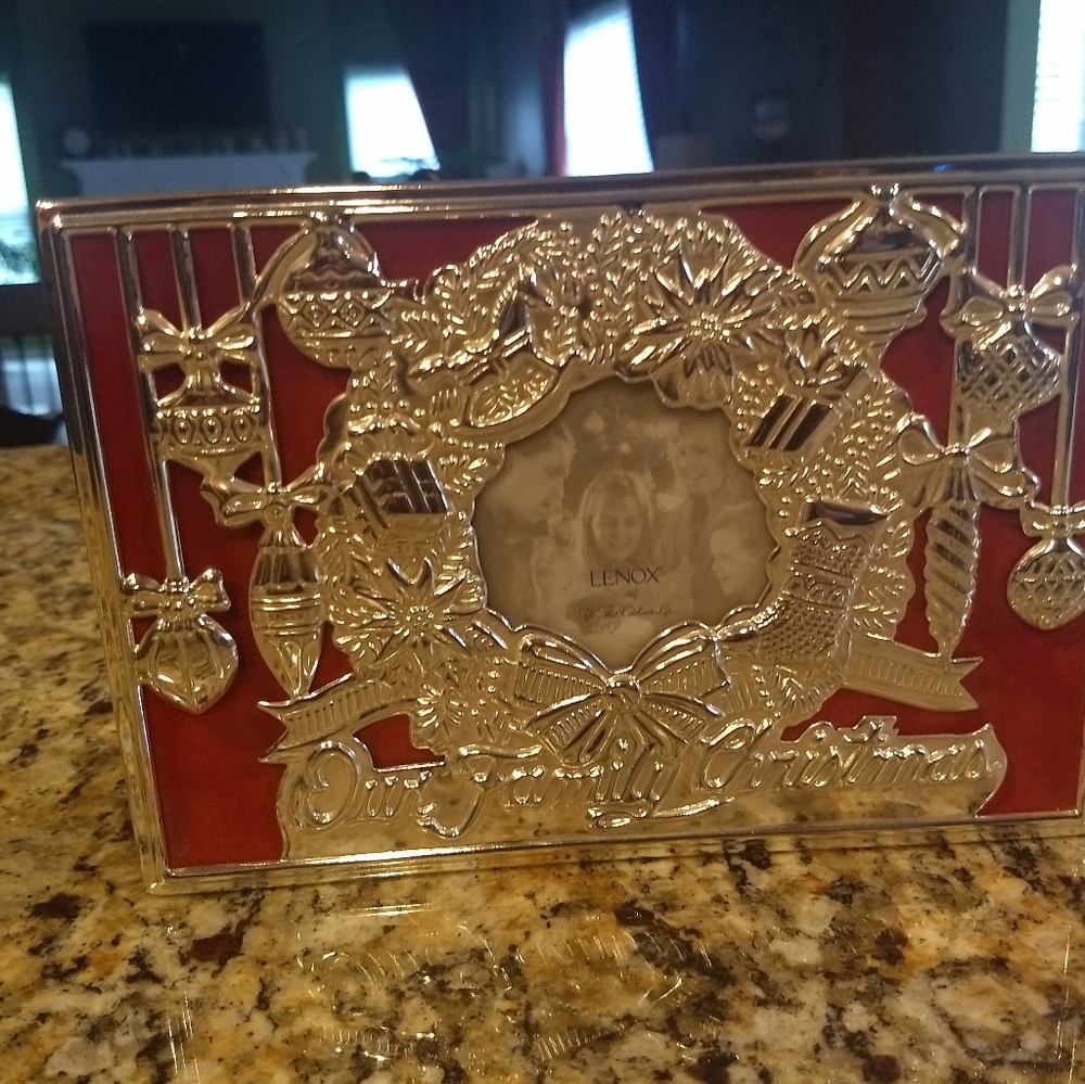 LENOX CHRISTMAS PHOTO ALBUM
